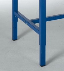 Etabli à  pied réglable