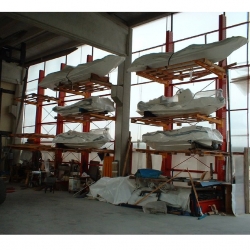  Stockage de bateaux et de jetski sur rayonnage cantilever